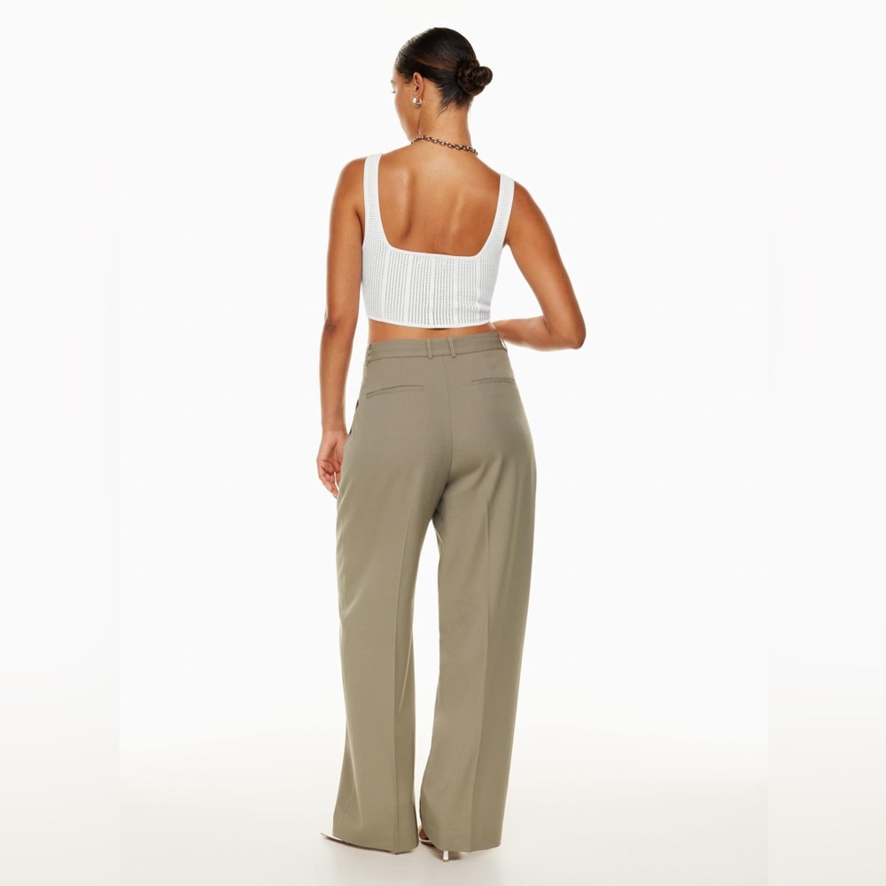 Aritzia Babaton Sculpt Knit Squareneck Cropped Tank - Picture 4 of 12